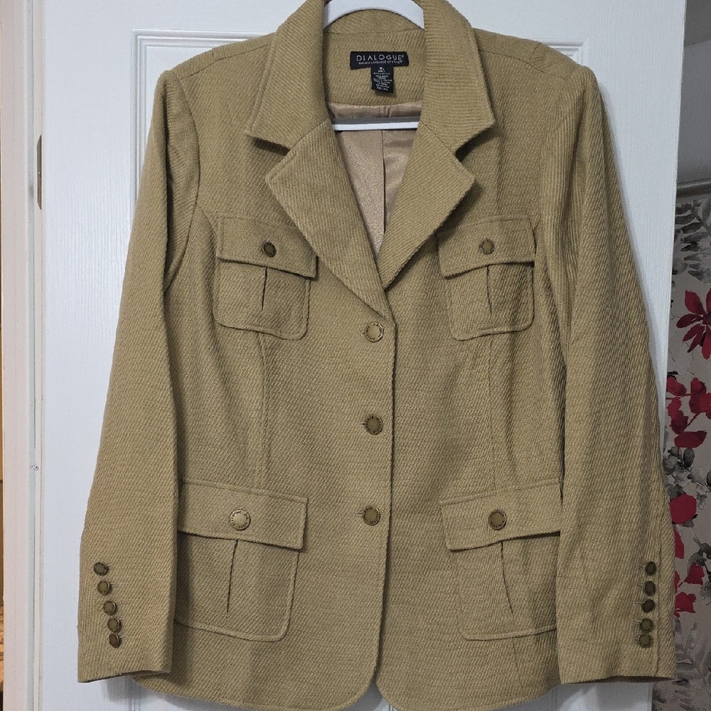 Dialogue Khaki Buttoned Blazer